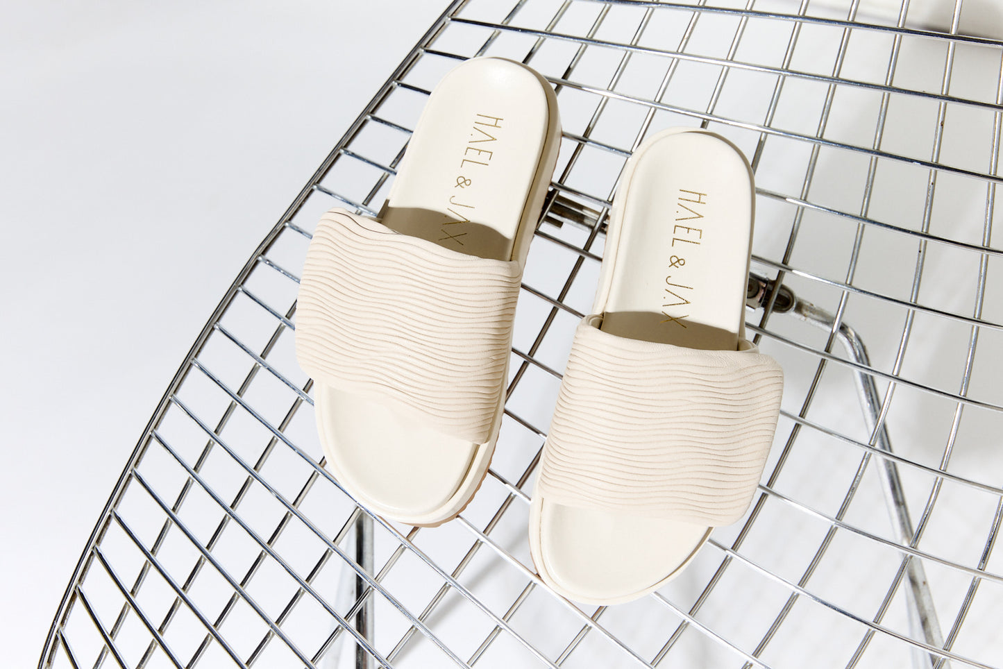 ALLURE Bone
