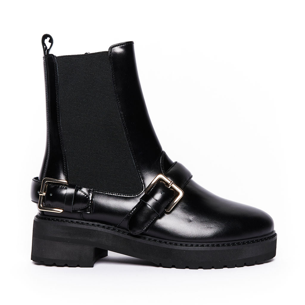 EVERYWHERE Black