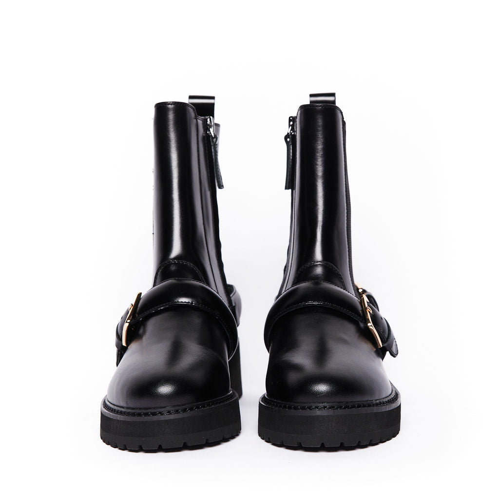 EVERYWHERE Black