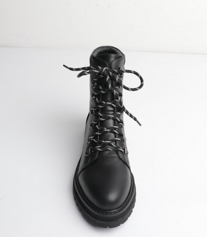 ESSENCE Black (Sample37)